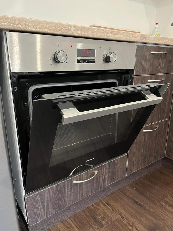 Apartment Charkovska Карлові Вари Екстер'єр фото
