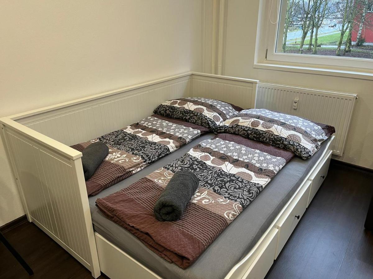 Apartment Charkovska Карлові Вари Екстер'єр фото